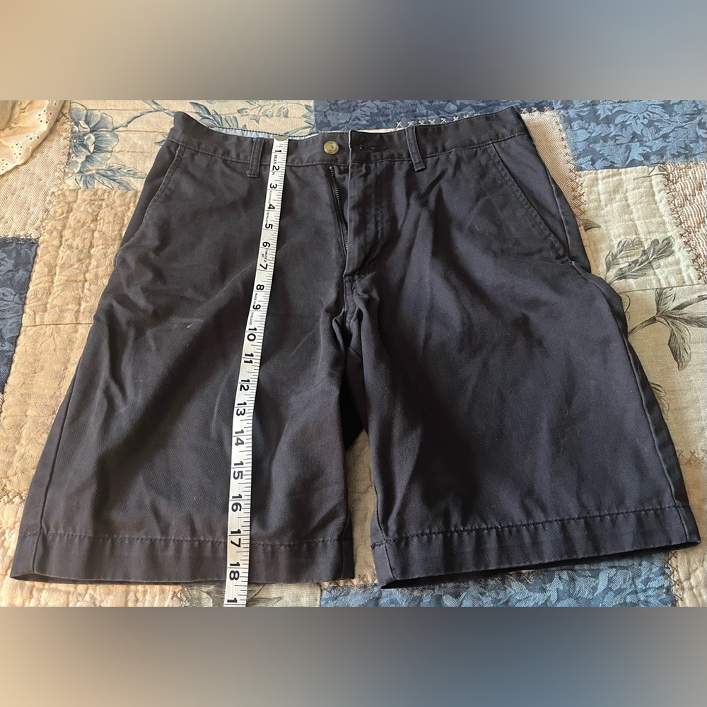 Men’s Bill’s Khaki’s Flat Front Shorts Size 30 Preloved